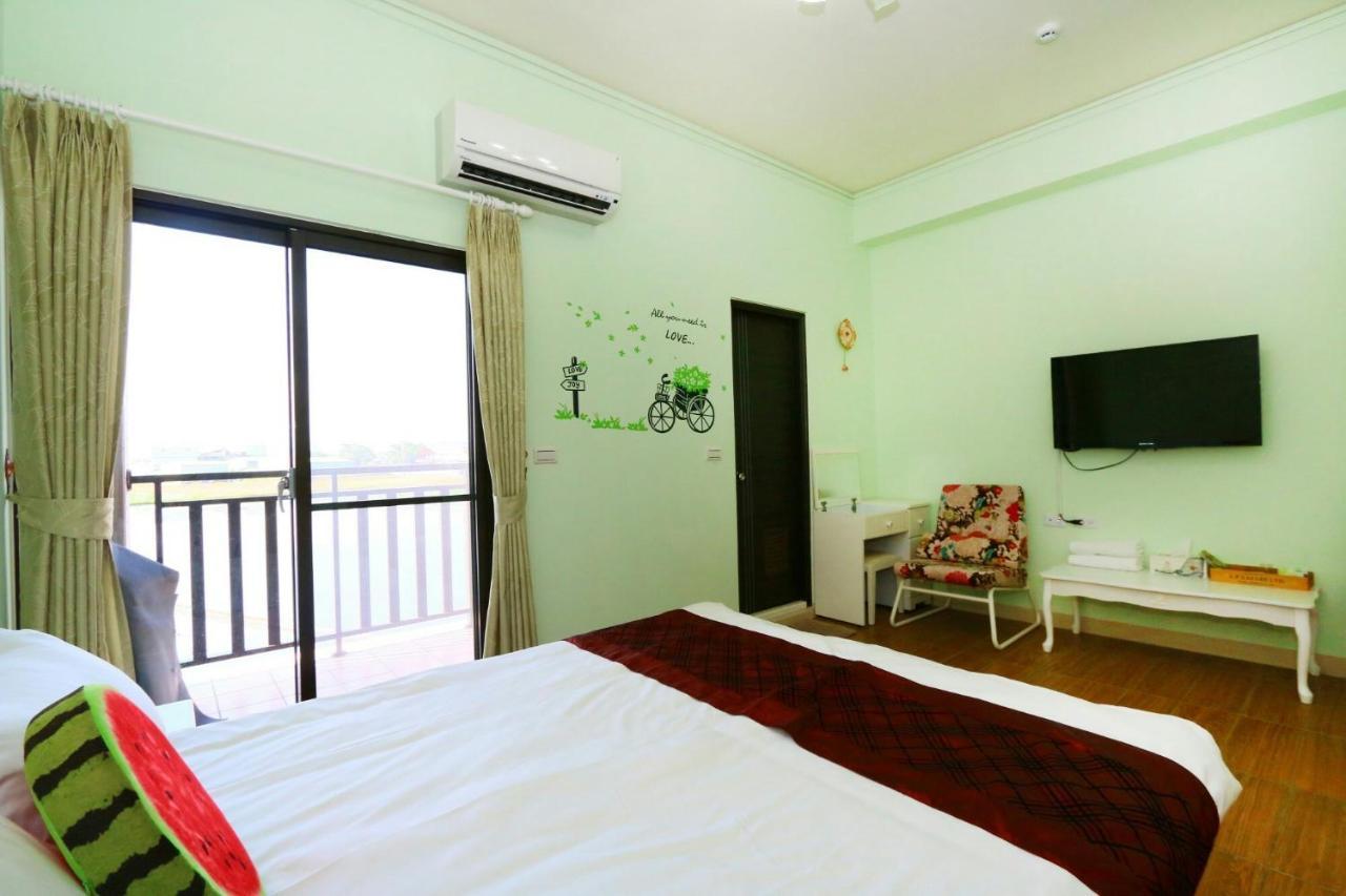 Birds Flower B&B Вужие Екстериор снимка